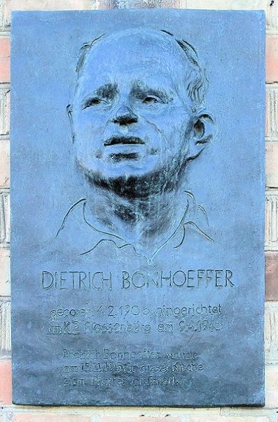 Monument Dietrich Bonhoeffer #1