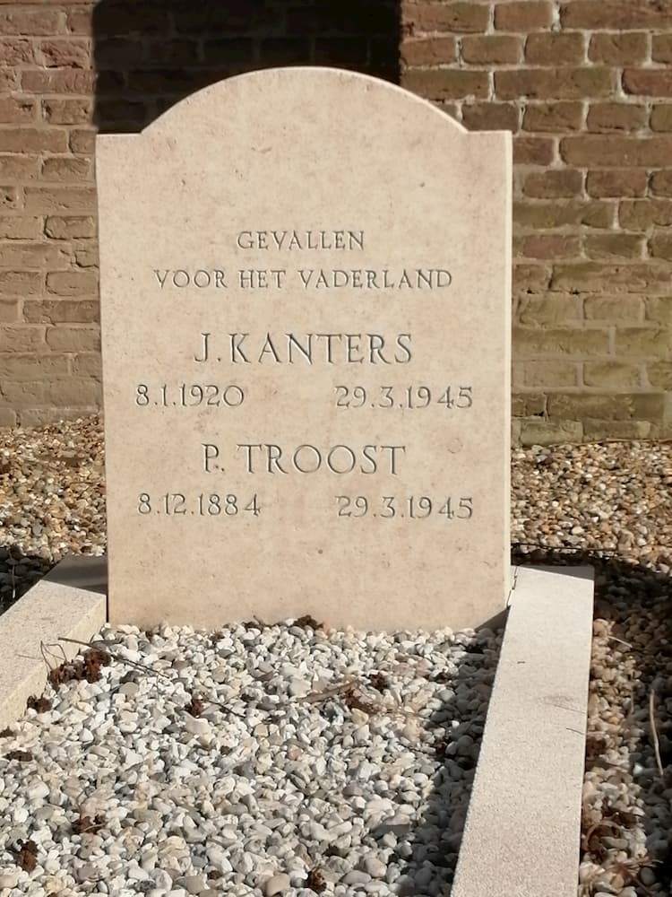 Dutch War Graves General Cemetery Ooltgensplaat #3