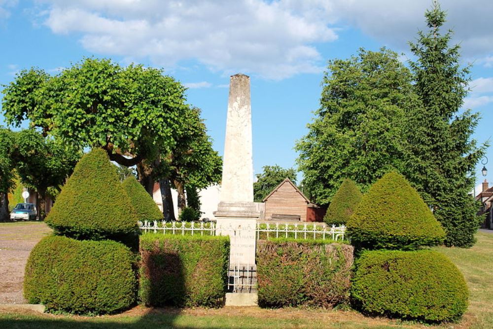 Oorlogsmonument Prunoy #1