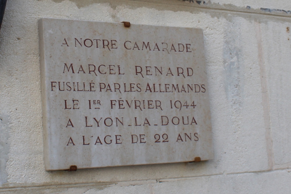 Gedenkteken Marcel Renard #1