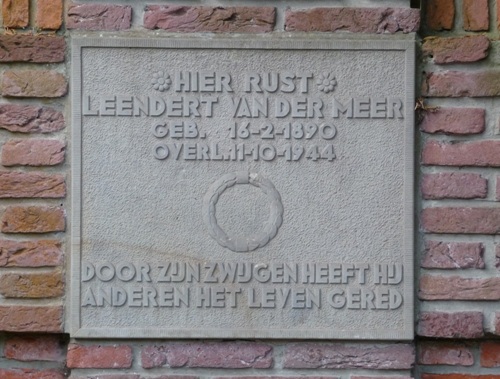 Nederlands Oorlogsgraf Oostvoorne #3