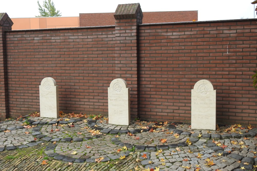 Dutch War Graves General Cemetery Geertruidenberg #1