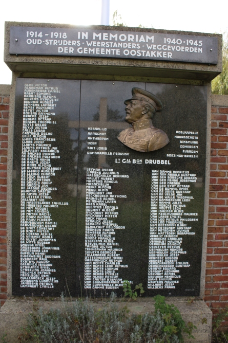 Oorlogsmonument Oostakker	Begraafplaats #2