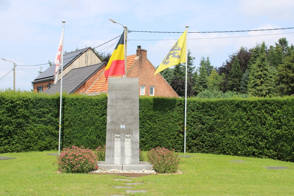 War Memorial and Belgian War Graves Heppen #1