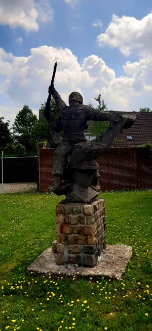 Monument 'Zegevierende Commando' #3