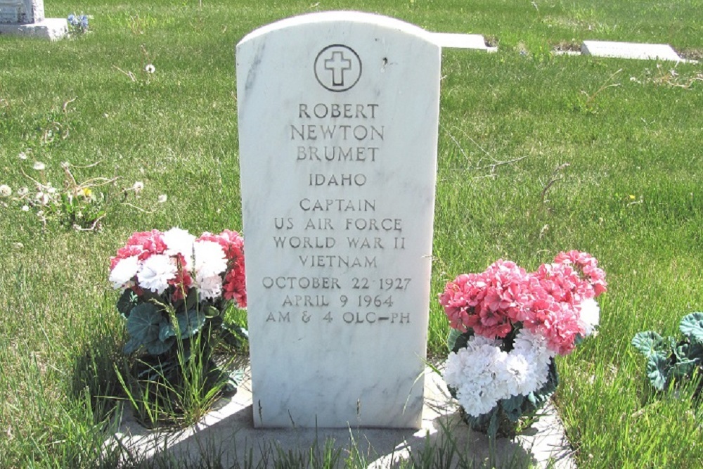 American War Grave Park View Cemetery