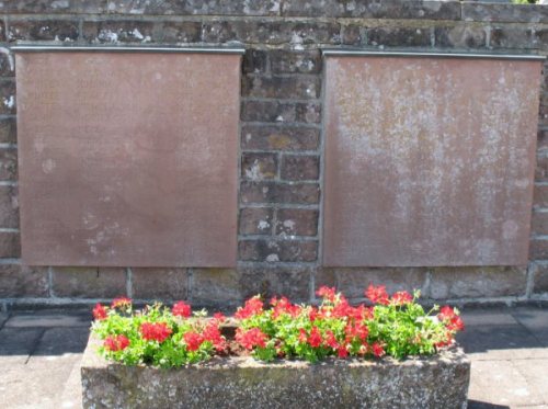War Memorial Neidenbach #4