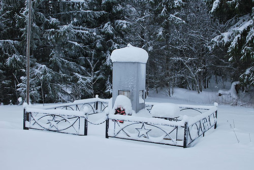 Oorlogsmonument Korvala #1