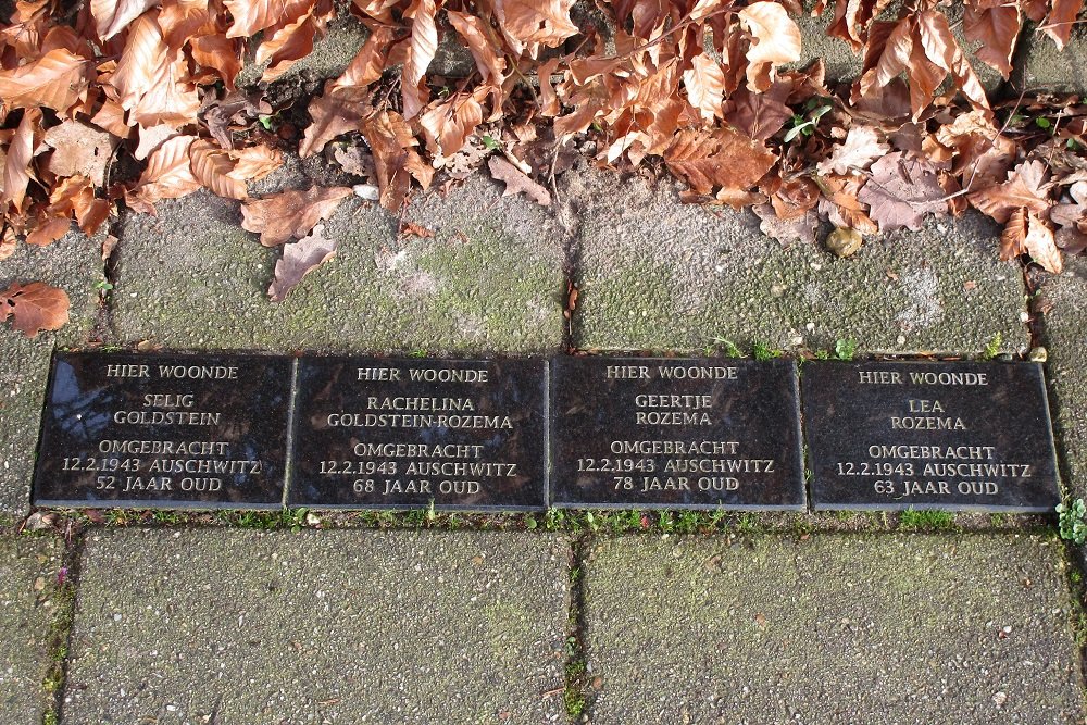 Herdenkingsstenen Zutphensestraat 135 #1