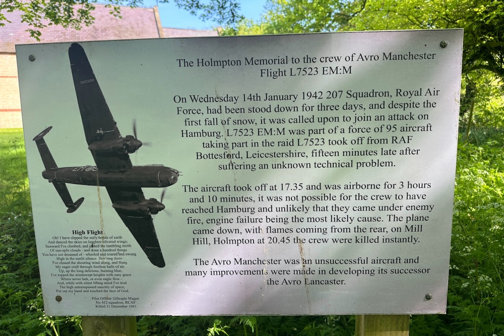 Memorial for the killed Crew Avro Manchester L7523