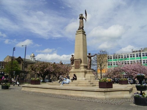 Oorlogsmonument Keighley #1