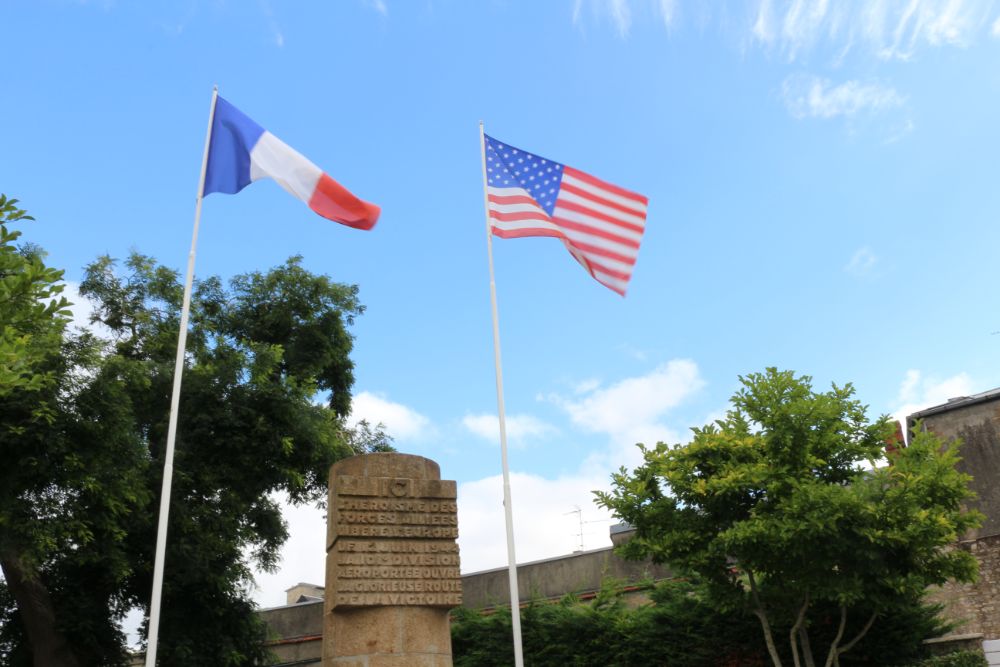 Monument 101st Airborne Division #2