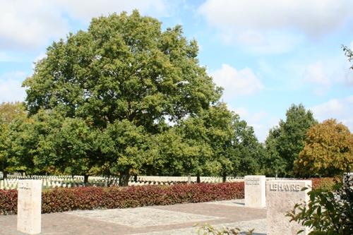 German War Cemetery Champigny-St.-Andr #4