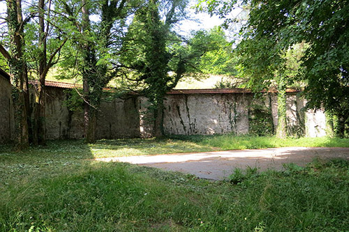 Mass Grave Castle Wall No. 3