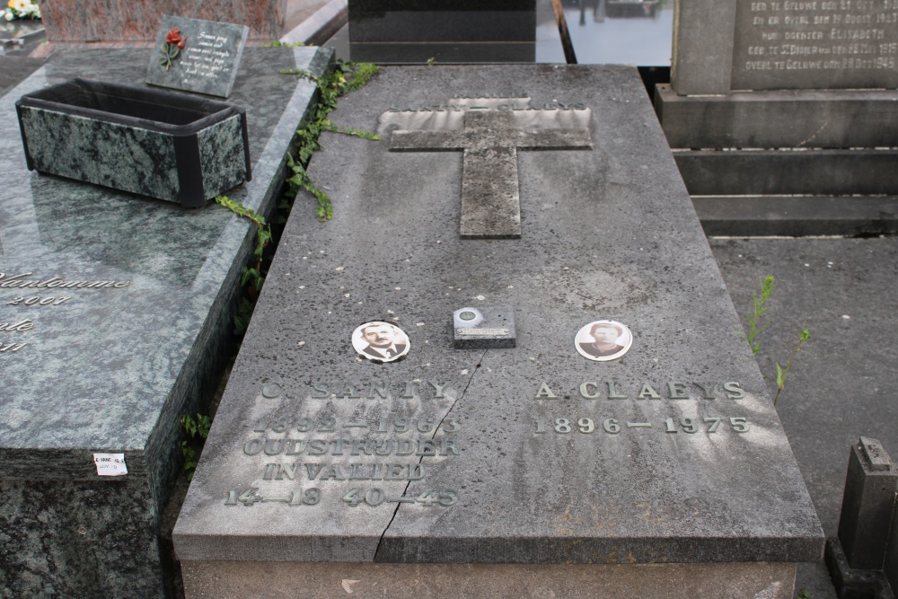 Belgian Graves Veterans Geluwe #2