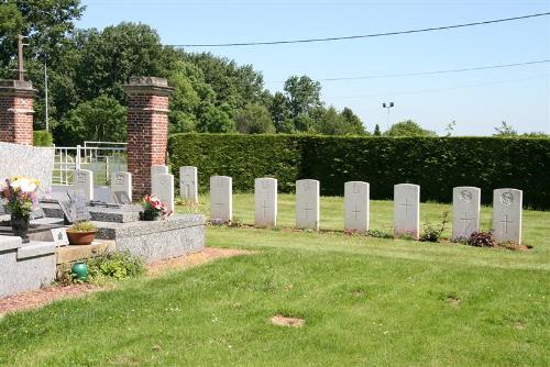 Commonwealth War Graves Englebelmer #2