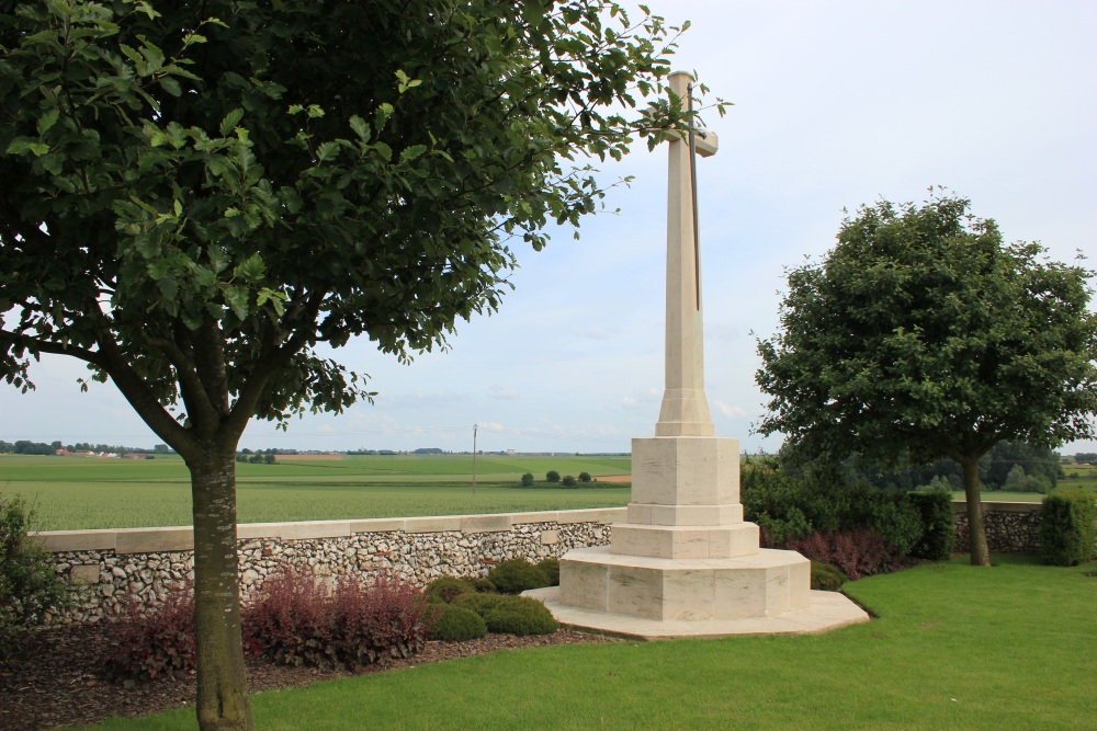 Commonwealth War Cemetery Beaumetz-ls-Cambrai No.1 #4