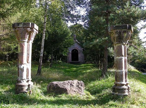 Heropgebouwde Kapel La Chapelotte