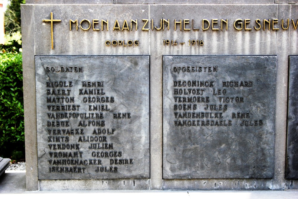 War Memorial Moen #3