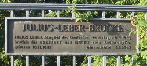 Gedenkteken Julius-Leber-Brcke #1