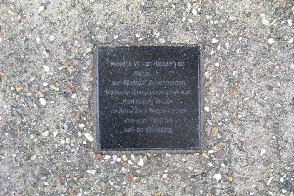 Memorial Stone Montaubanstraat 20 #1