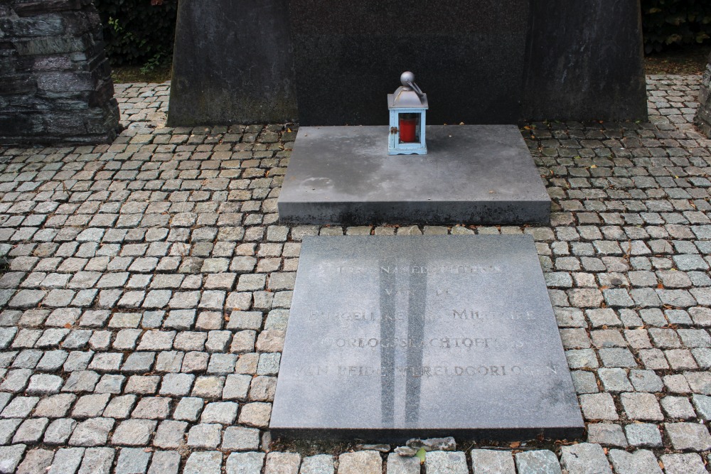 War Memorial Cemetery Pittem #3