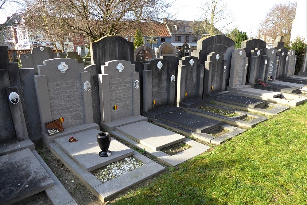 Belgian Graves Veterans Sinaai #1