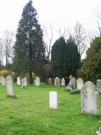 Oorlogsgraven van het Gemenebest St. Peter Churchyard #1