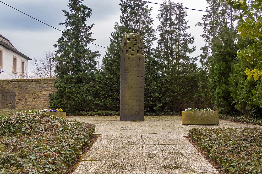 War Memorial Froitzheim