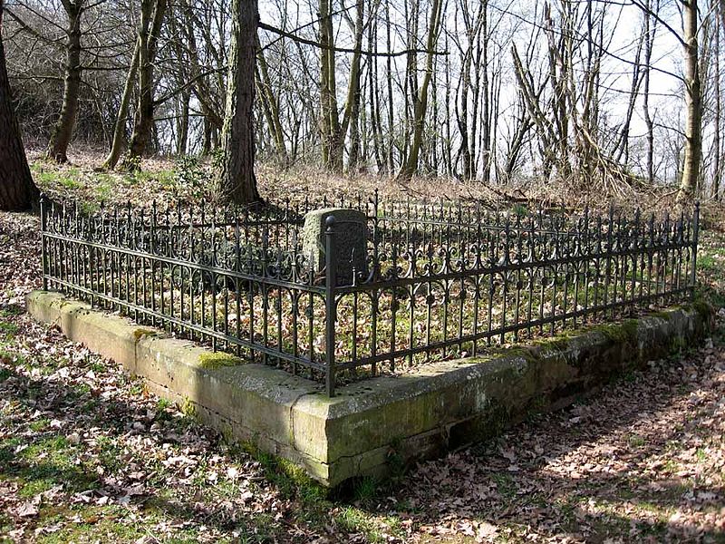 Monument Generalmajor Bruno von Francais #1