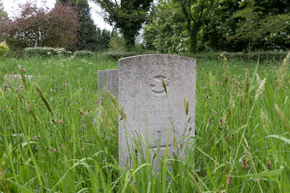 Oorlogsgraven van het Gemenebest Tweede Wereldoorlog St Mary Churchyard #3