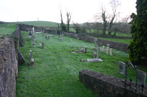 Commonwealth War Graves St Mary Churchyard