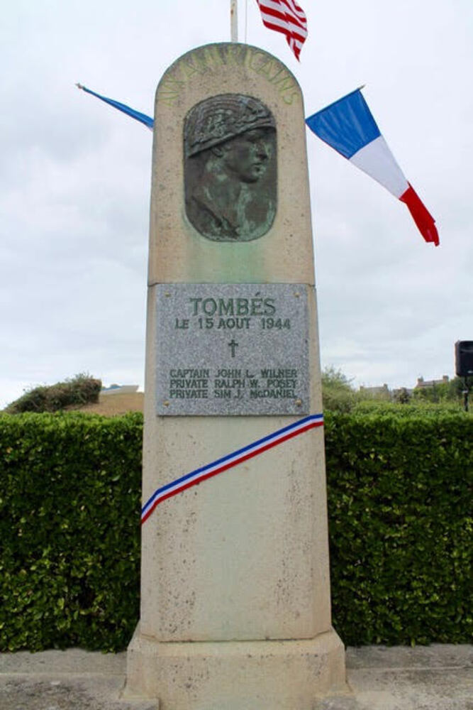 Monument Omgekomen Amerikaanse Soldaten Saint-Briac-sur-Mer #3