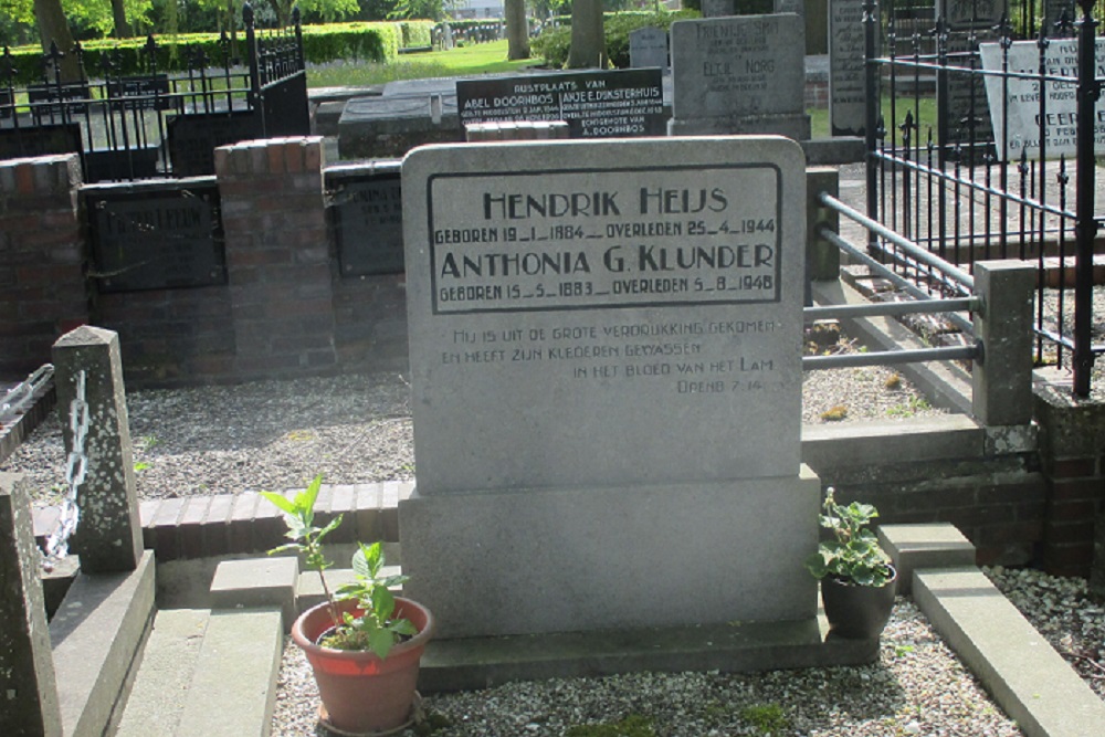 Dutch War Graves Middelstum #3