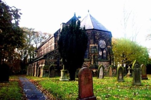 Oorlogsgraven van het Gemenebest St. John Churchyard #1