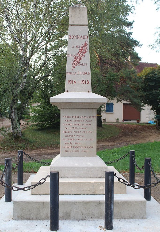 Monument Eerste Wereldoorlog Bonnaud #1