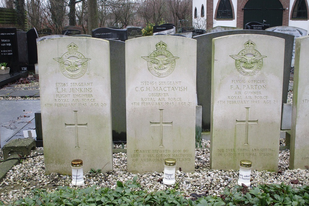 Commonwealth War Graves General Cemetery Montfoort #3
