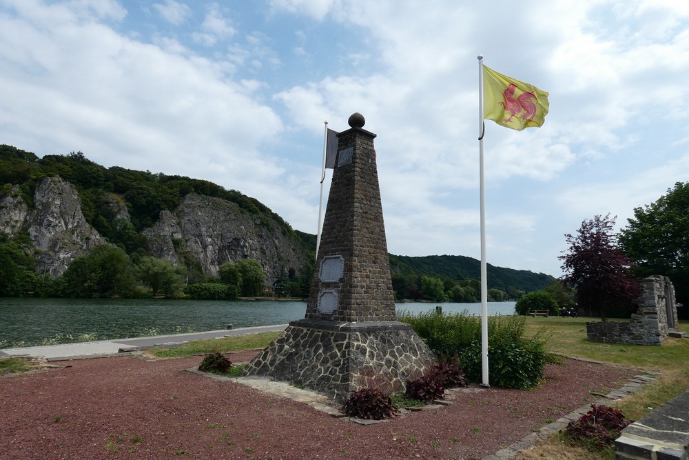 Oorlogsmonument Wépion #2