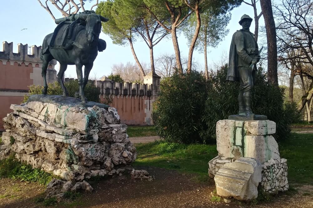 Monument Alpine Corps