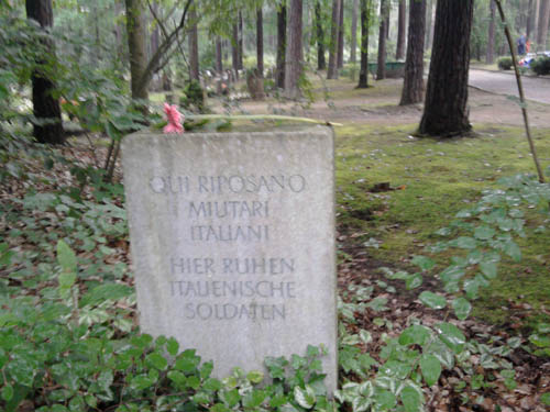 Mass Grave Italian Prisoners of War Heidefriedhof