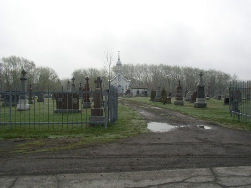 Oorlogsgraf van het Gemenebest Sainte-Scholastique Roman Catholic Cemetery