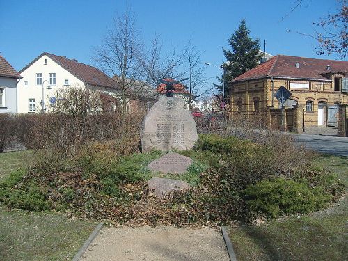 Oorlogsmonument Gterfelde #1