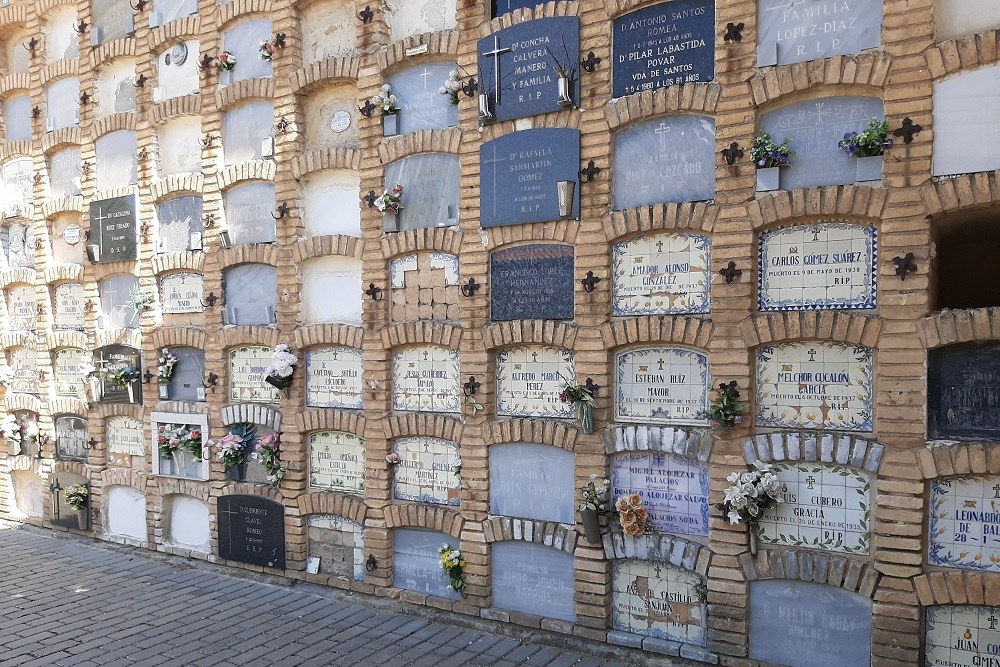 Nationalist memorial chapel Cementerio de Torrero #3