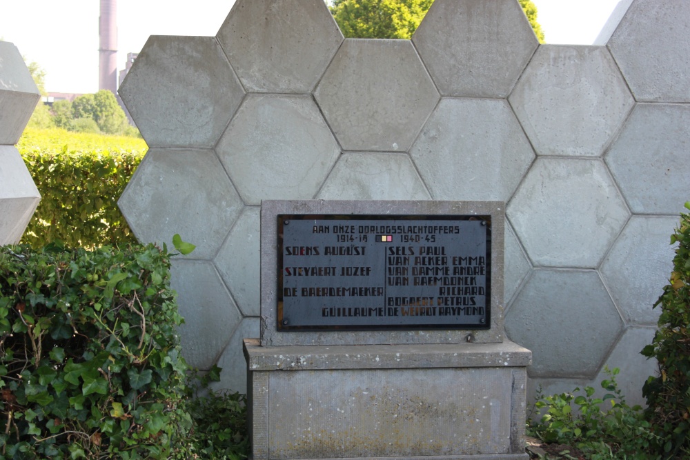 Oorlogsmonument Begraafplaats Kerkbrugge-Langerbrugge #2