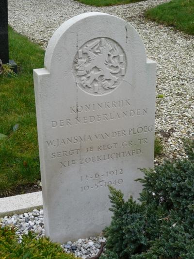 Dutch War Graves Protestant Cemetery Strijen #4