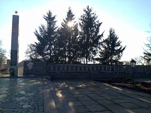 Mass Grave Soviet Soldiers Lypovets