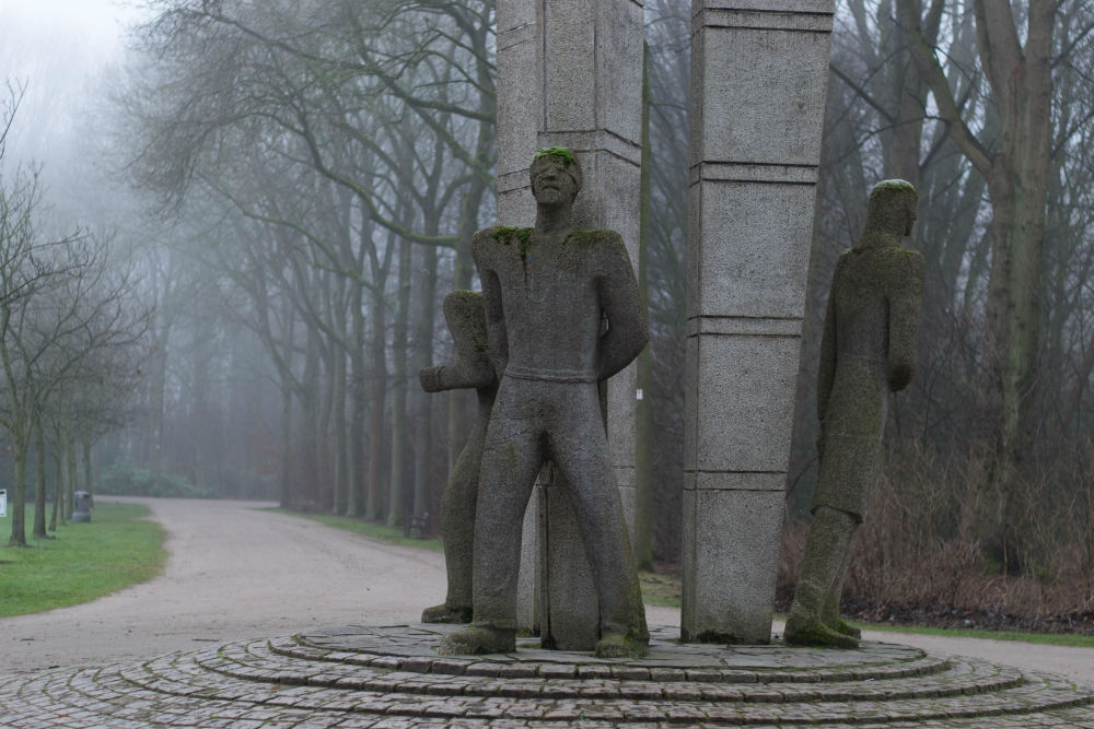 Monument Pro Patria & Politieke Gevangenen Turnhout #3