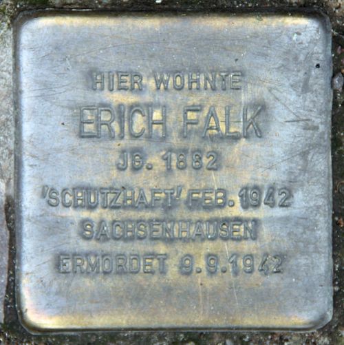 Stolpersteine Uhlandstrae 145 #1