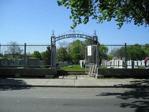 Commonwealth War Grave Shaare Zion Congregational Cemetery #1