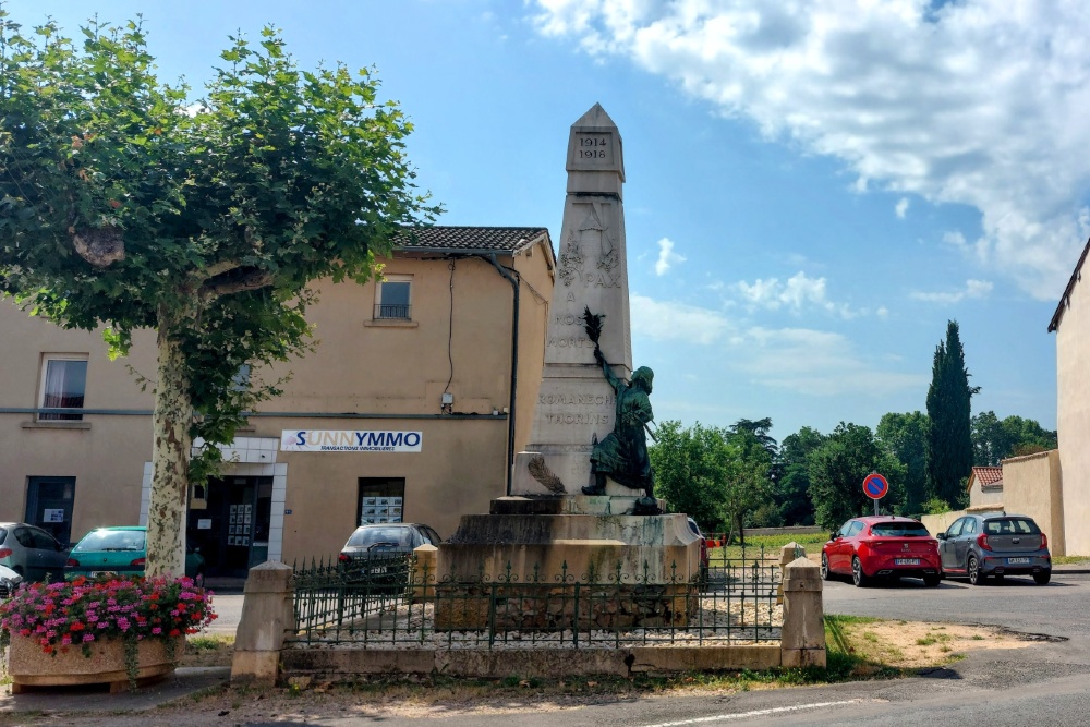 War Memorial Romanèche-Thorins #4